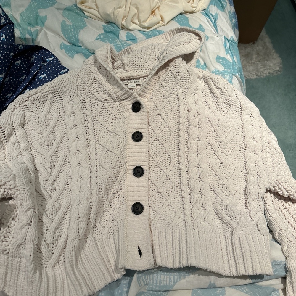 sweater size medium